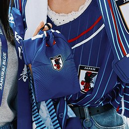 スタジアムで過ごすファン（その2）